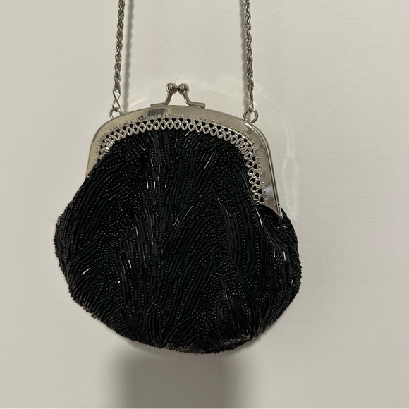 La Regale black and silver beaded small clutch chain bag - Picture 3 of 8
